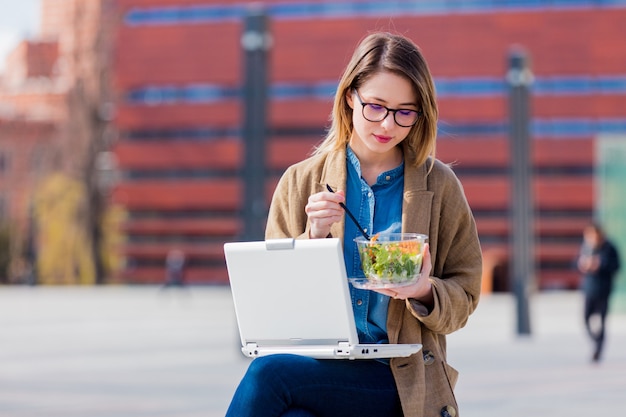 Dietetyka studia Warszawa gdzie najlepiej wybrać do nauki?