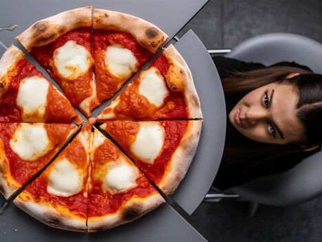 Najpopularniejsze mity o pizzy – co naprawdę warto wiedzieć