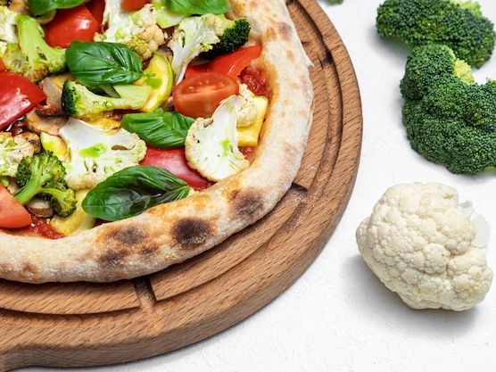 Pizza na diecie – zdrowe i niskokaloryczne przepisy na fit pizzę